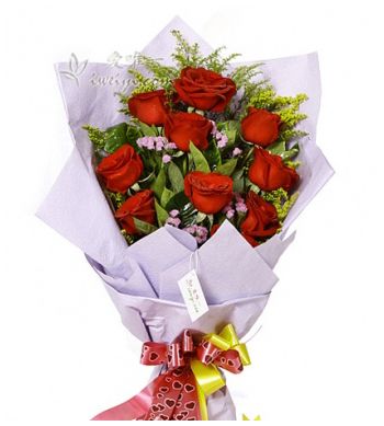 one dozen red roses bouquet to japan